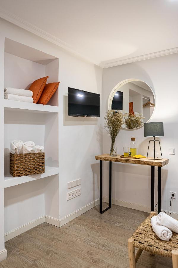 Bnbholder Boutique Plaza Mayor Madrid Eksteriør bilde