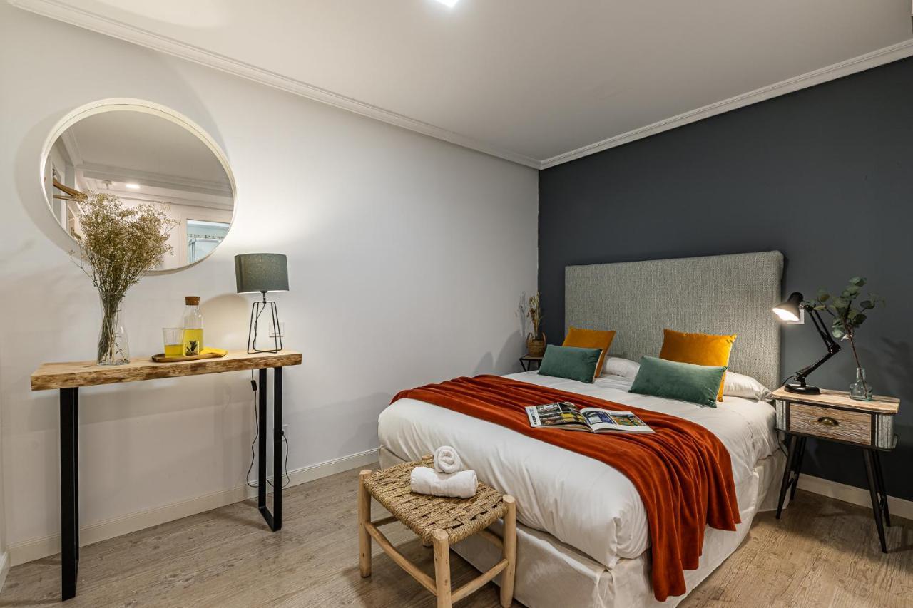 Bnbholder Boutique Plaza Mayor Madrid Eksteriør bilde